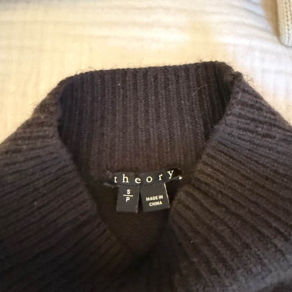 Theory Coco Brown Cashmere Knit Turtleneck - Picture 2 of 4